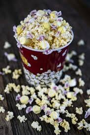 Taffy Town Buttered Popcorn 2.5 Pound Bag Individually Wrapped Bulk