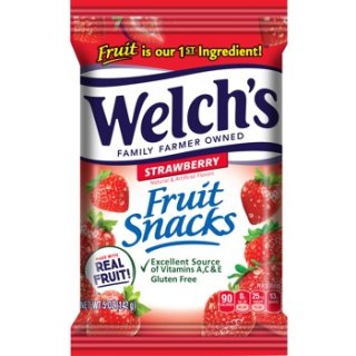 Welch's  Fruit Snacks Strawberry  Peg Bag 5oz 12ct