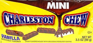 Mini Charleston Chew Vanilla 3.5 ounce 12 count theater box