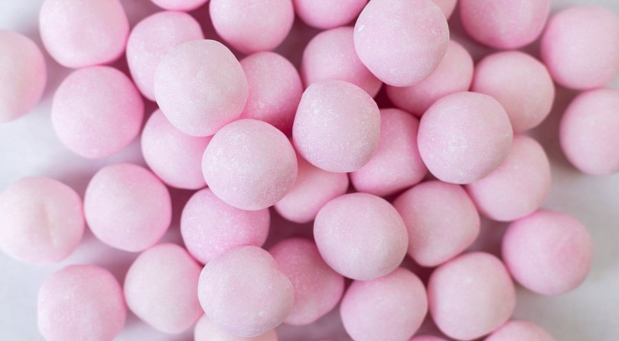 Lonka Sweden Strawberry Soft Bites Bon Bon Balls 7.1 lb